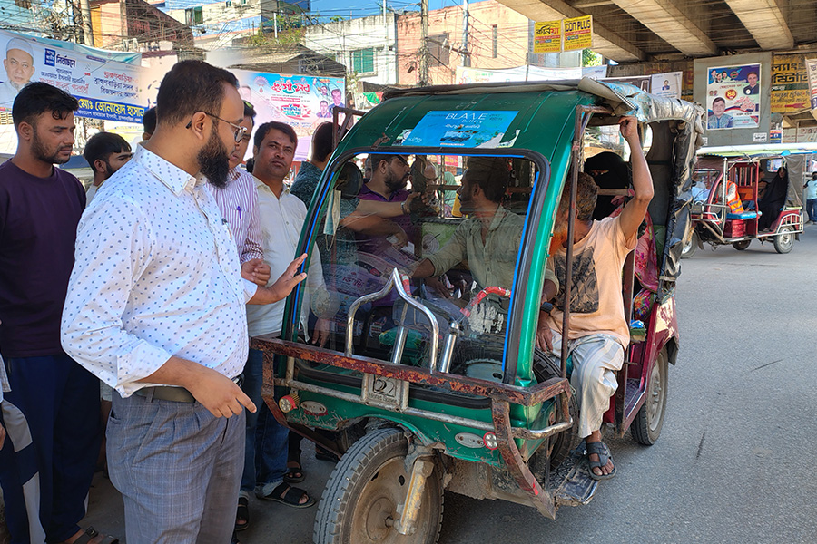 ব্রাহ্মণবাড়িয়ায় অতিরিক্ত ভাড়া আদায় বন্ধে চিরুনি অভিযান