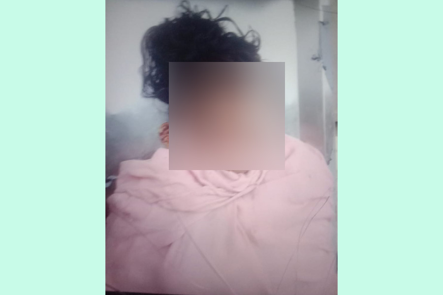 শ্বশুরবাড়ির নির্যাতনে প্রাণ হারালেন আশা মনি