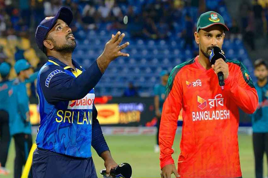 টস হেরে ব্যাটিংয়ে বাংলাদেশ