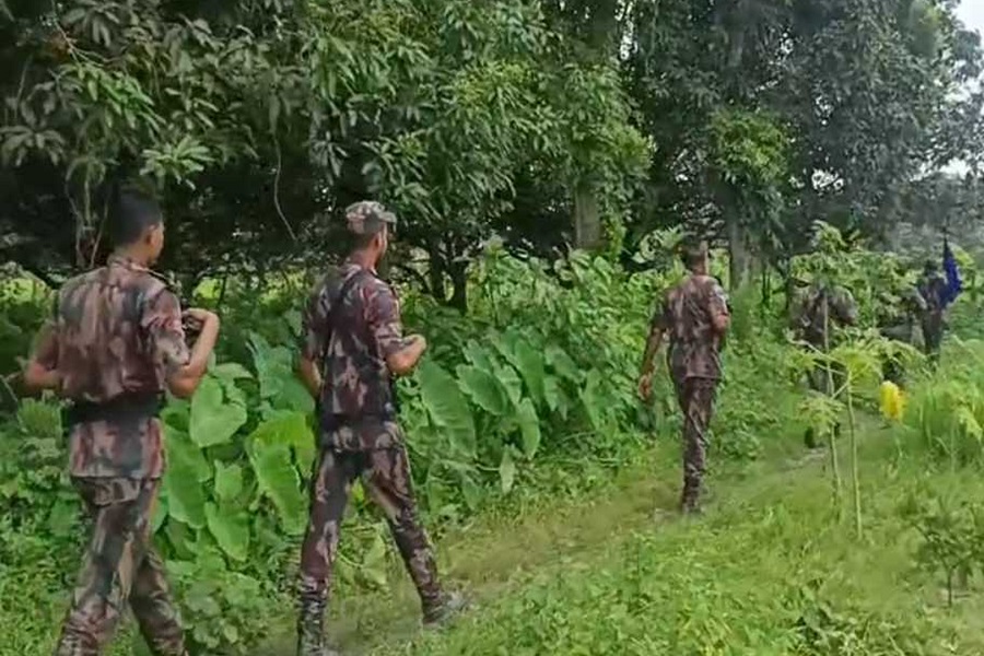 দর্শনা সীমান্তে পুশইনের চেষ্টা, বিজিবির বাধায় ফিরে গেল ১১ জন
