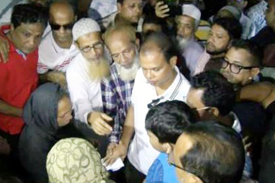 বগুড়ায় নিহত যুবদল নেতার পরিবারের পাশে তারেক রহমান