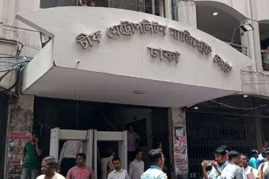 হত্যা মামলায় সাবেক এমপি ও পুলিশ কর্মকর্তাসহ গ্রেপ্তার ৩