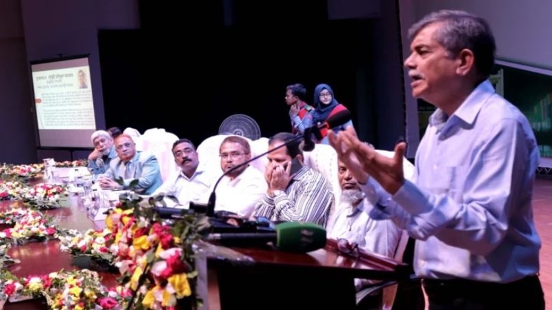 আ’ লীগ আমলে পাশের দেশের ব্যক্তিদের সঙ্গে গোপন চুক্তি হয়েছে- সি আর আবরার