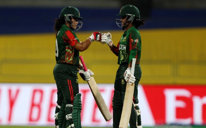 পাকিস্তানকে উড়িয়ে দিলো বাংলাদেশ