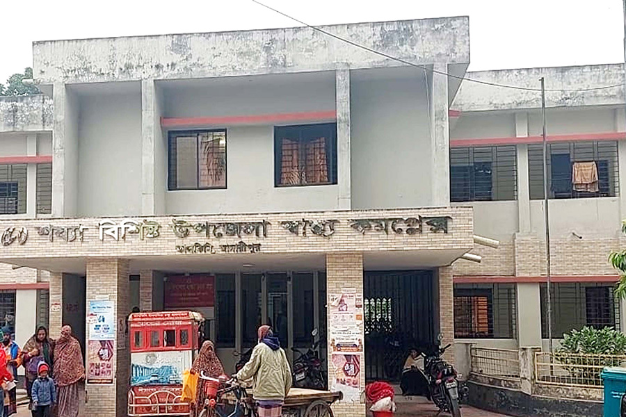 কালকিনিতে কুকুর-বিড়াল সাপে কাটা রোগীরা ভ্যাকসিন সংকটে