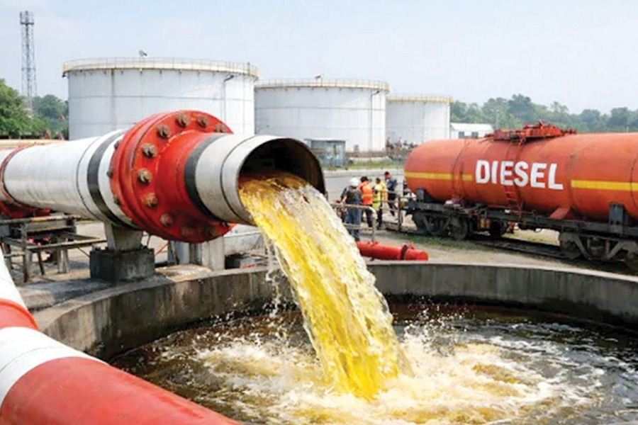 ভারত থেকে পাইপলাইনে এলো আরও ৫০০০ টন জ্বালানি তেল