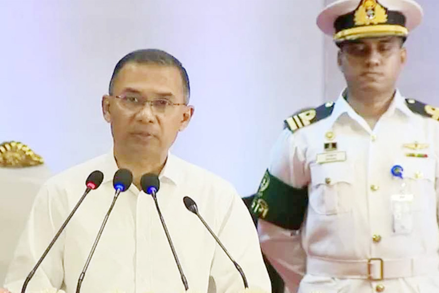 দেশের সামগ্রিক দিক-নির্দেশনায় জ্ঞানী-গুণীজনদের ভূমিকাই প্রধান