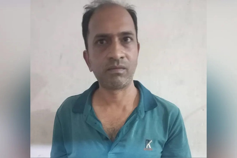 বুনিয়া সোহেল ও টুনটুন কালামের ঘনিষ্ঠ সহযোগী মনু গ্রেপ্তার