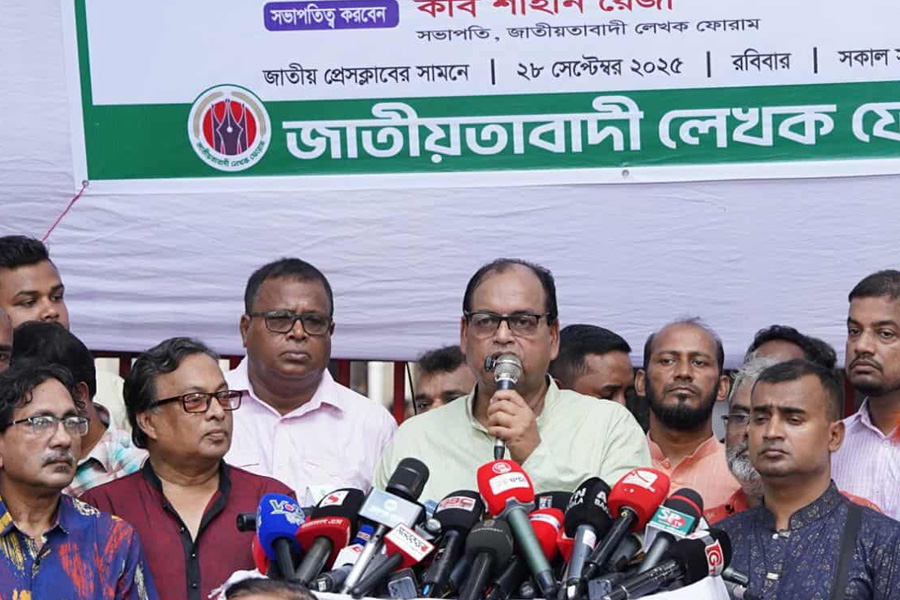 নাটক করে নির্বাচন ঠেকানো যাবে না : দুদু