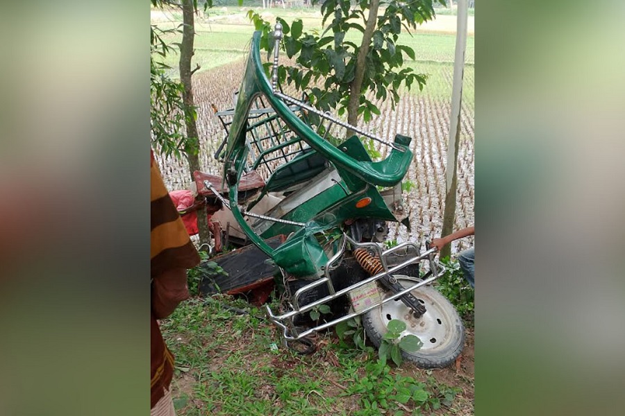 পিকআপ ভ্যান-ইজিবাইক মুখোমুখি সংঘর্ষে নিহত ২