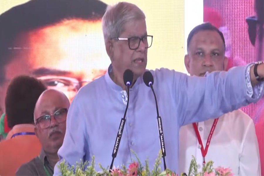 কালকের জন্ম হওয়া দলও বিএনপি নিয়ে কথা বলে : ফখরুল