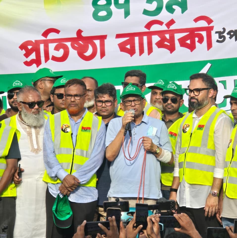 আ.লীগের কেউ যদি আক্রমণ করে, হাত ভেঙে দেয়া হবে : মির্জা ফখরুল