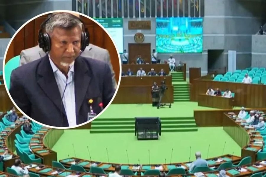 চালের দাম স্থিতিশীল রাখতে সরকার বদ্ধপরিকর: খাদ্য প্রতিমন্ত্রী