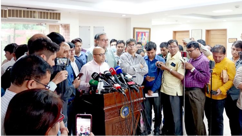 টেলিযোগাযোগ লাইসেন্স ঘিরে মাফিয়াদের রোষানলে পড়েছি: ফয়েজ আহমদ
