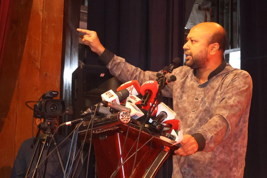 শাপলা চত্বরে গণহত্যার বিচারে গণশুনানি কমিশন চান ব্যারিস্টার ফুয়াদ