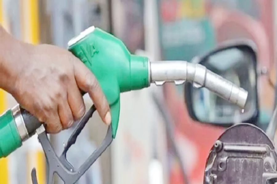 ২৪ ঘণ্টায় ৩৯১ অভিযান, ৮৭ হাজার লিটার তেল উদ্ধার