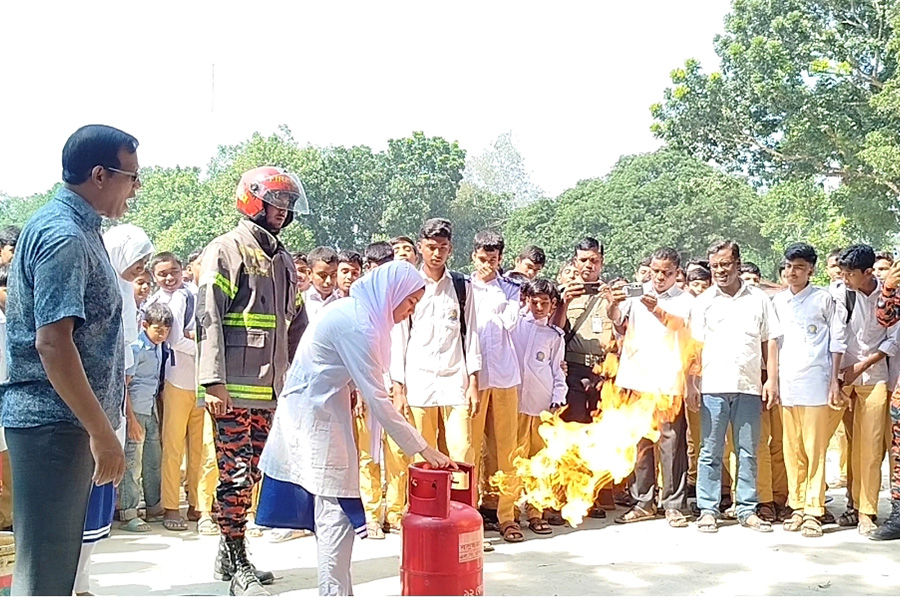 ফুলবাড়ীতে আন্তর্জাতিক দুর্যোগ প্রশমন দিবস পালিত
