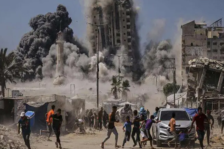 যুদ্ধবিরতি উপেক্ষা করে গাজায় হামলা, নিহত ৯