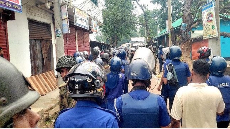 শ্রীপুরে গ্রেপ্তার ৪৩ শ্রমিক কারাগারে