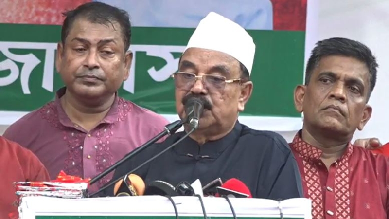 ক্ষমতা নয়, গণতন্ত্রের জন্য পাগল বিএনপি