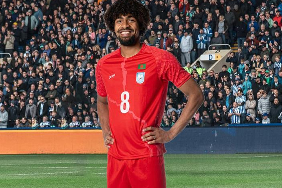 হংকং থেকেই ইংল্যান্ডে ফিরছেন হামজা