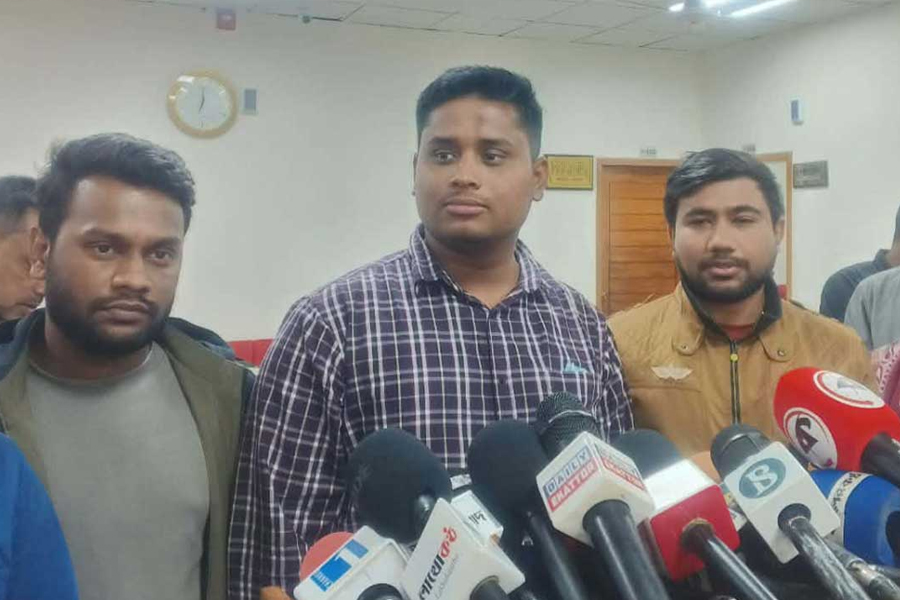 ঢাকা-১৮ এ হামলা কেন্দ্র দখলের প্র্যাকটিস ম্যাচ