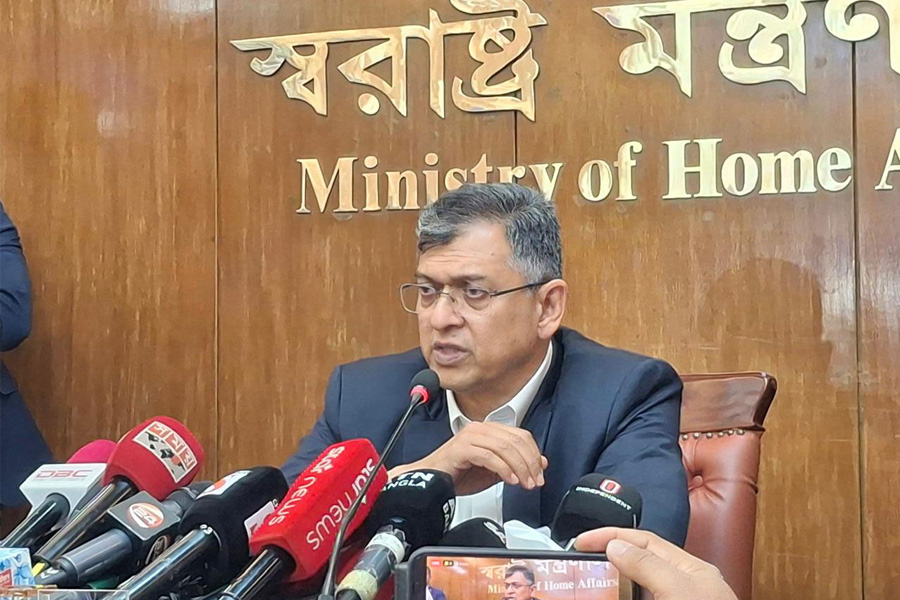 পুলিশ কমিশন গঠনের পরিকল্পনা করছে সরকার : স্বরাষ্ট্রমন্ত্রী