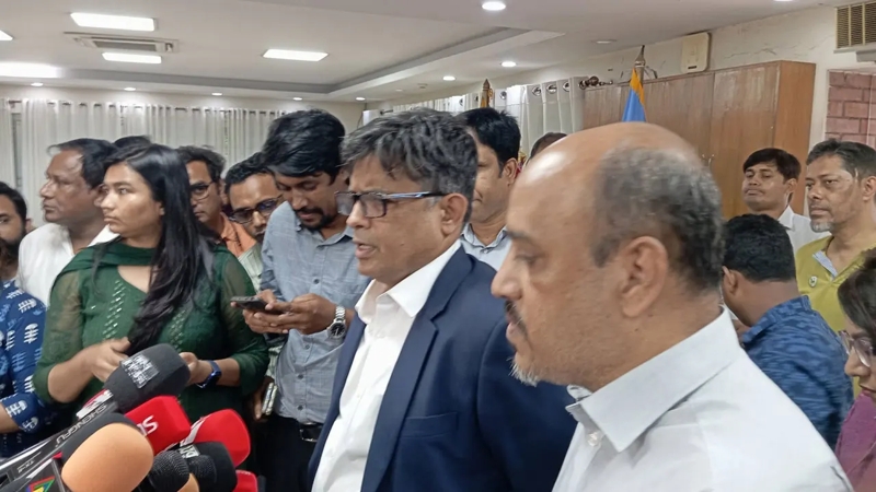 নির্বাচনের জন্য সেপ্টেম্বর থেকে শুরু হবে পুলিশ প্রশিক্ষণ