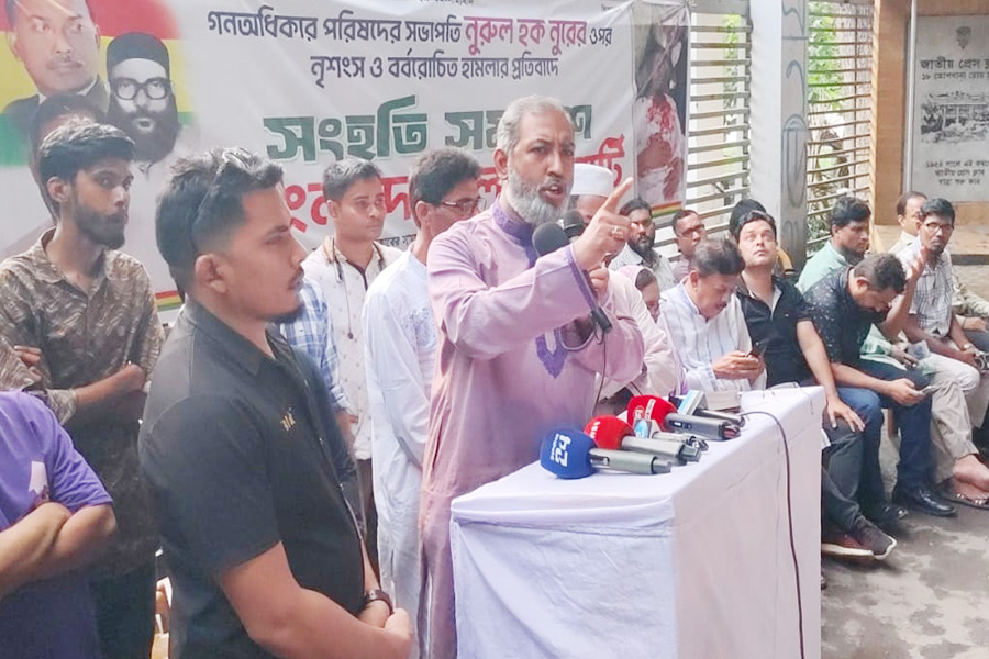 ফ্যাসিবাদকে পুনবার্সন করতেই নুরের ওপর হামলা : ডাঃ ইরান