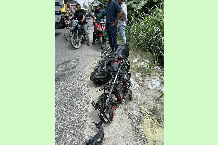 কালিহাতীতে বাসের ধাক্কায় মোটরসাইকেল চালক নিহত