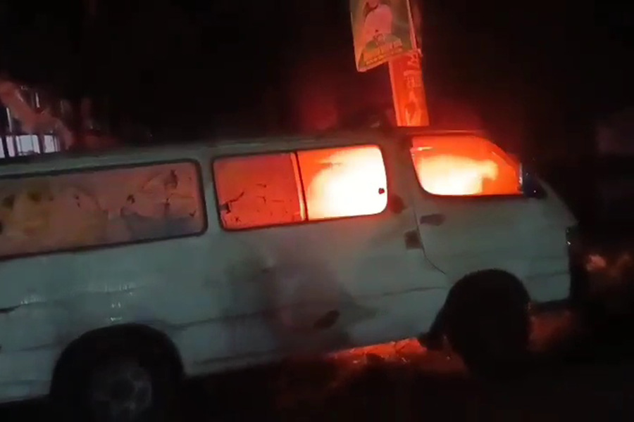 কিশোরগঞ্জে একই রাতে তিন স্থানে নাশকতার চেষ্টা দুর্বৃত্তদের