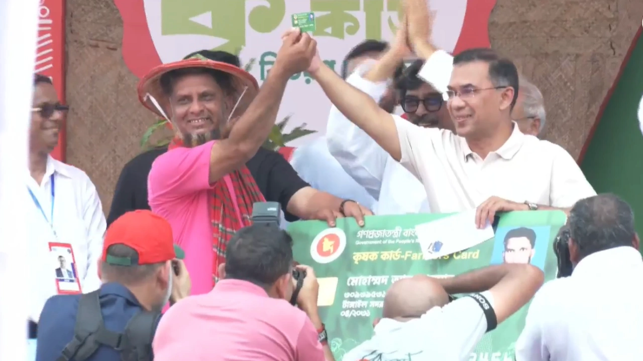 ‘কৃষক কার্ড’ উদ্বোধন করলেন প্রধানমন্ত্রী, নতুন বছরে কৃষকের নতুন হাসি