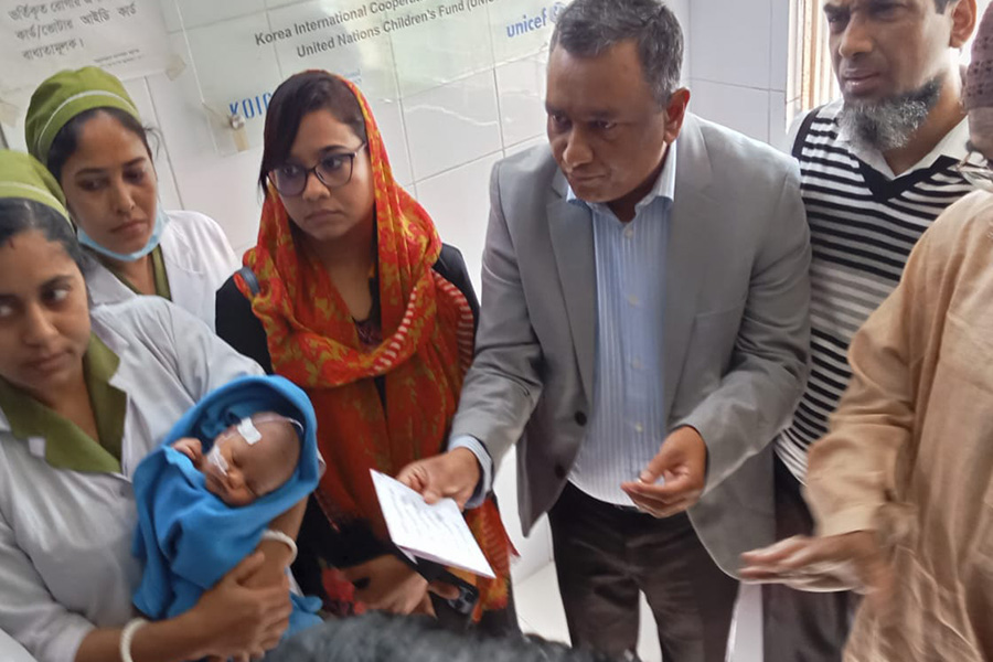 খুলনায় পরিত্যক্ত নবজাতকের পাশে তারেক রহমান