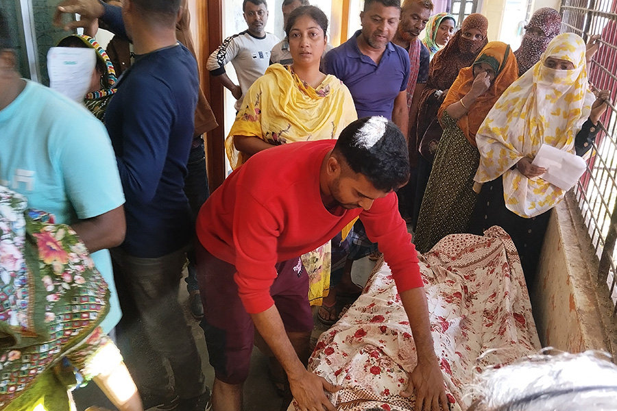 কুমারখালী পৌরসভার সার্ভেয়ারের ঘুষিতে মারা গেলেন ট্রাক চালক