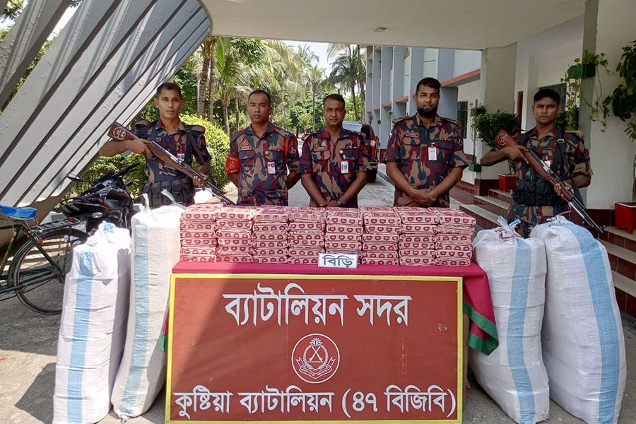 কুষ্টিয়ায় বিজিবি'র অভিযানে নকল বিড়ি উদ্ধার