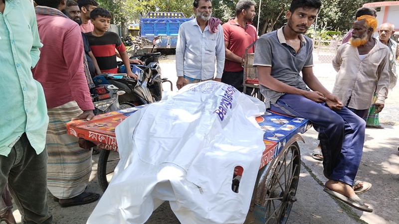 কুমারখালীতে ভ্যান চালকের গলাকাটা মরদেহ উদ্ধার
