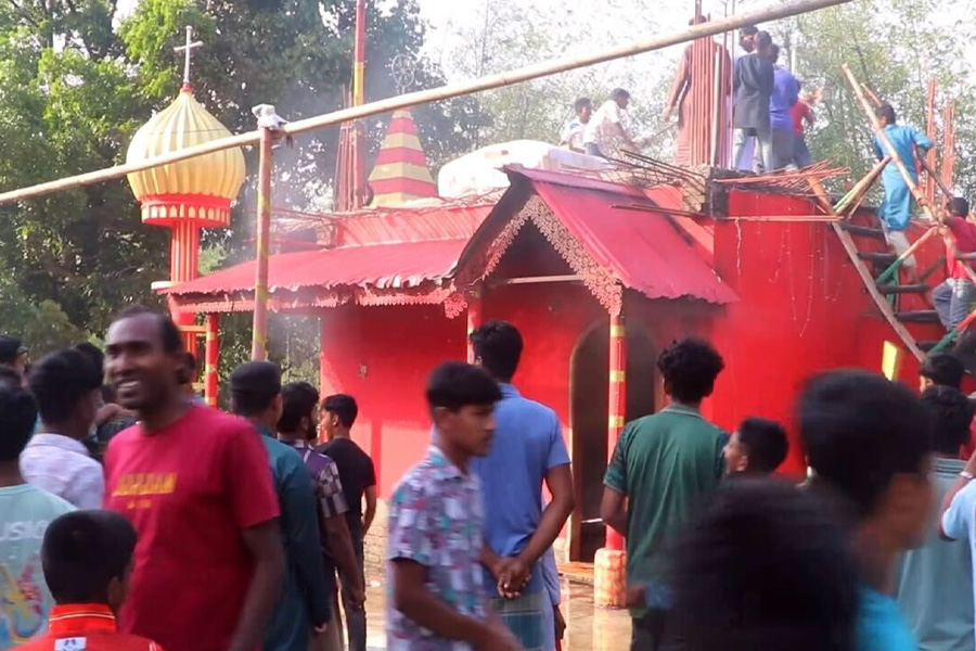 কুষ্টিয়ায় দুই শতাধিক ব্যক্তিকে আসামি করে মামলা