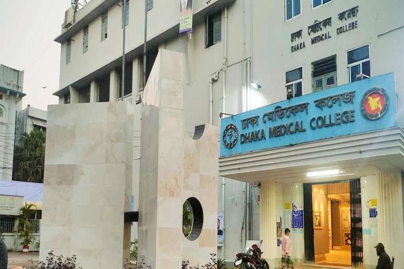 ওয়ারীতে রেস্টুরেন্টে গ্যাস সিলিন্ডার বিস্ফোরণ, দগ্ধসহ আহত ৮