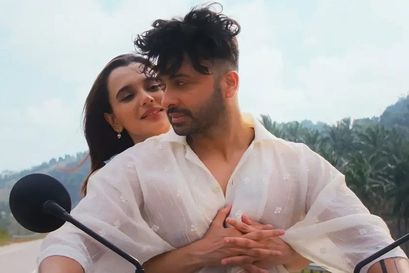 ঈদে আসছে শাকিব খানের  ‘রকস্টার’