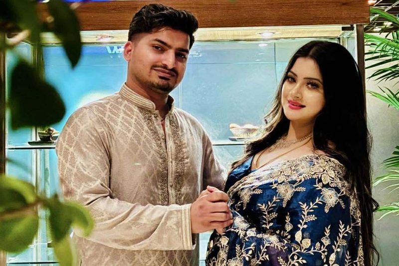 স্বামীর বিরুদ্ধে পরকীয়া ও নির্যাতনের অভিযোগ সুবাহ’র
