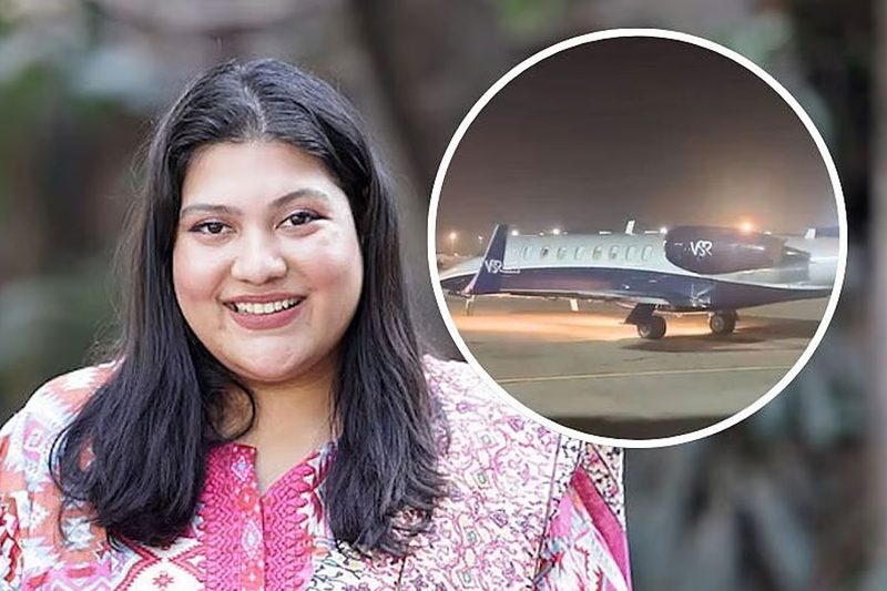 এয়ার অ্যাম্বুলেন্সে চেন্নাই নেওয়া হলো কারিনাকে