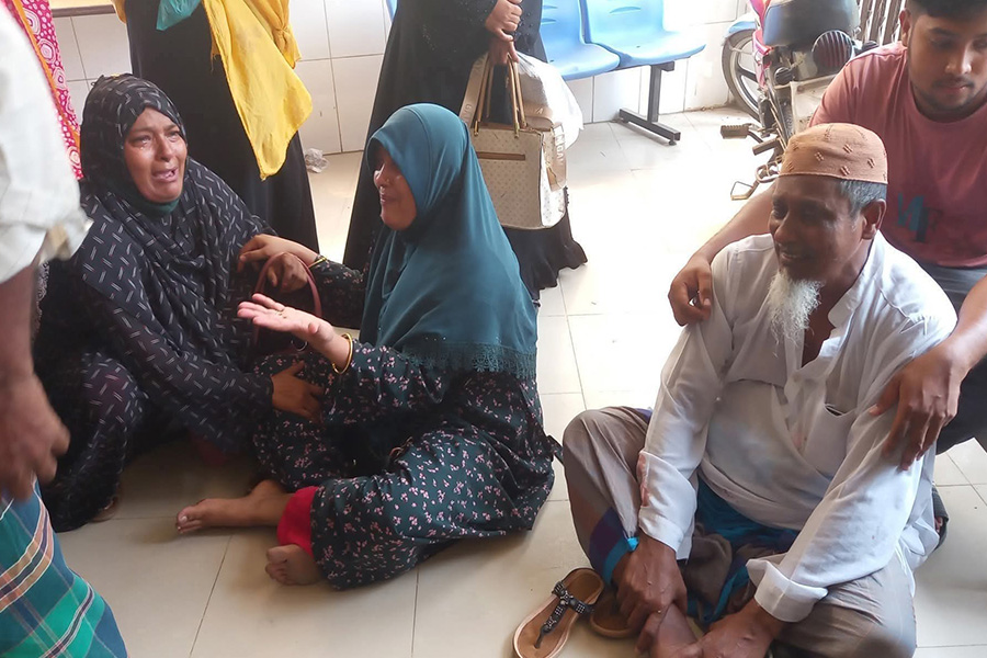 নাতিকে বাড়ি নেয়ার পথে সড়ক দুর্ঘটনায় নানি নিহত