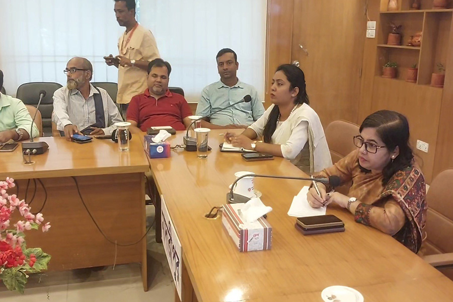 মাদারীপুরে নবাগত জেলা প্রশাসকের সাথে সাংবাদিকদের মতবিনিময় সভা