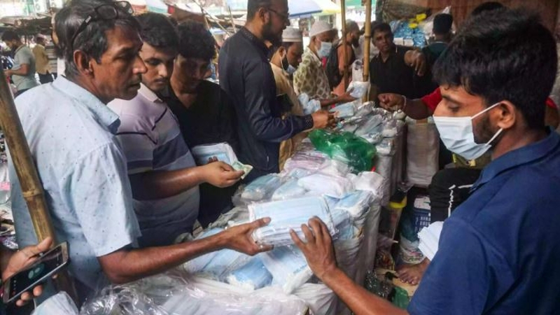 বাড়ছে করোনা, বাড়ছে মাস্কের দাম