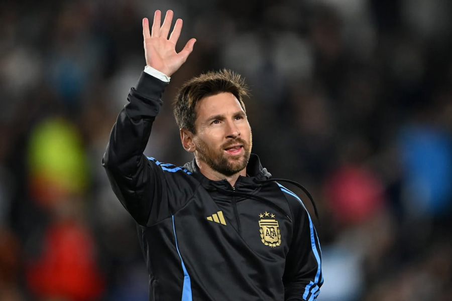 বিশ্বকাপের আগে মেসির নামে মামলা