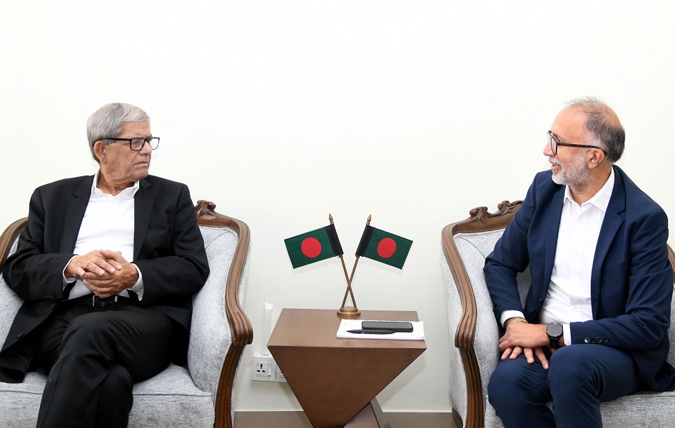 প্রকল্প বাস্তবায়নে দীর্ঘসূত্রিতা কমানোর আহ্বান এলজিআরডিমন্ত্রীর