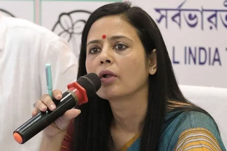 তৃণমূল কংগ্রেসের এমপি মহুয়া মৈত্রী
