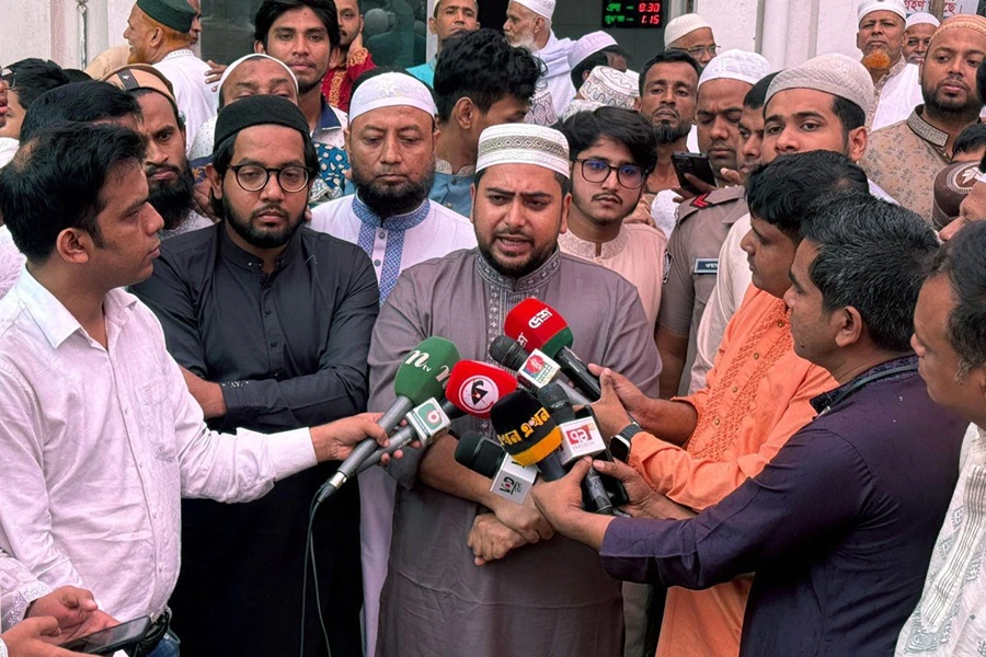 সংস্কার পাশ কাটিয়ে সংকট দূর হবে না: নাহিদ