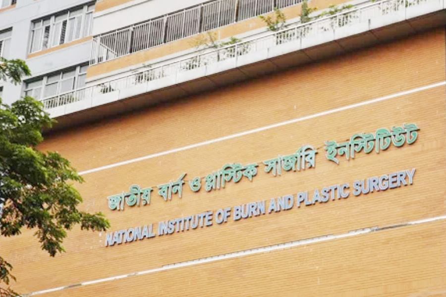 নারায়ণগঞ্জ শিল্পনগরীতে বিস্ফোরণে ৬ জন দগ্ধ