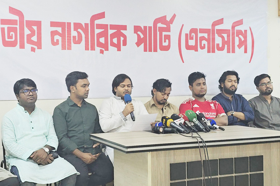 নির্বাচনী রোডম্যাপ ঘোষণা সরকারের প্রতিশ্রুতি ভঙ্গের শামিল : এনসিপি